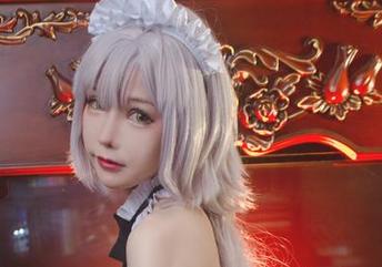 Kitkat Cosplay带你搞怪教室：每张写真都是上课的理由